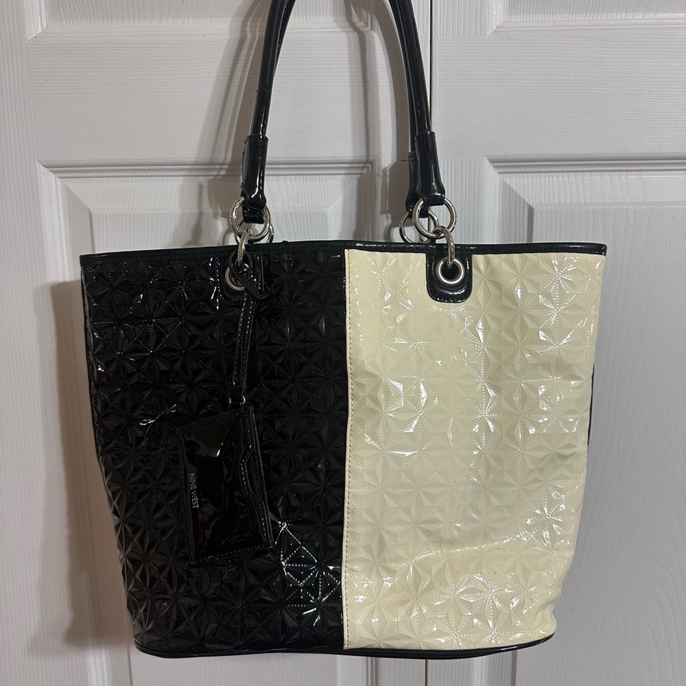 Nine West Black and Cream Geometric Tote